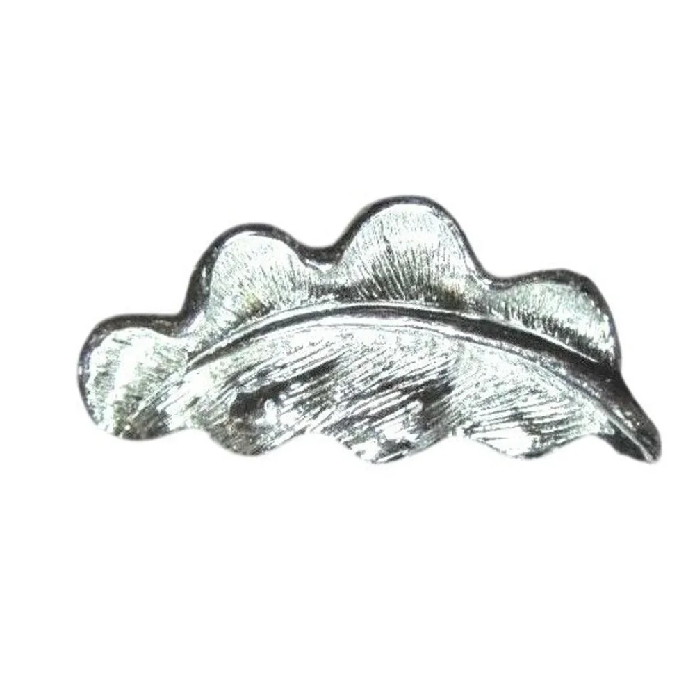 Vintage Small Silver Floral Leaf Etched Designer Signed‎ Gerry's Brooch Pin